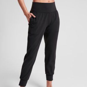 Athleta Salutation Joggers